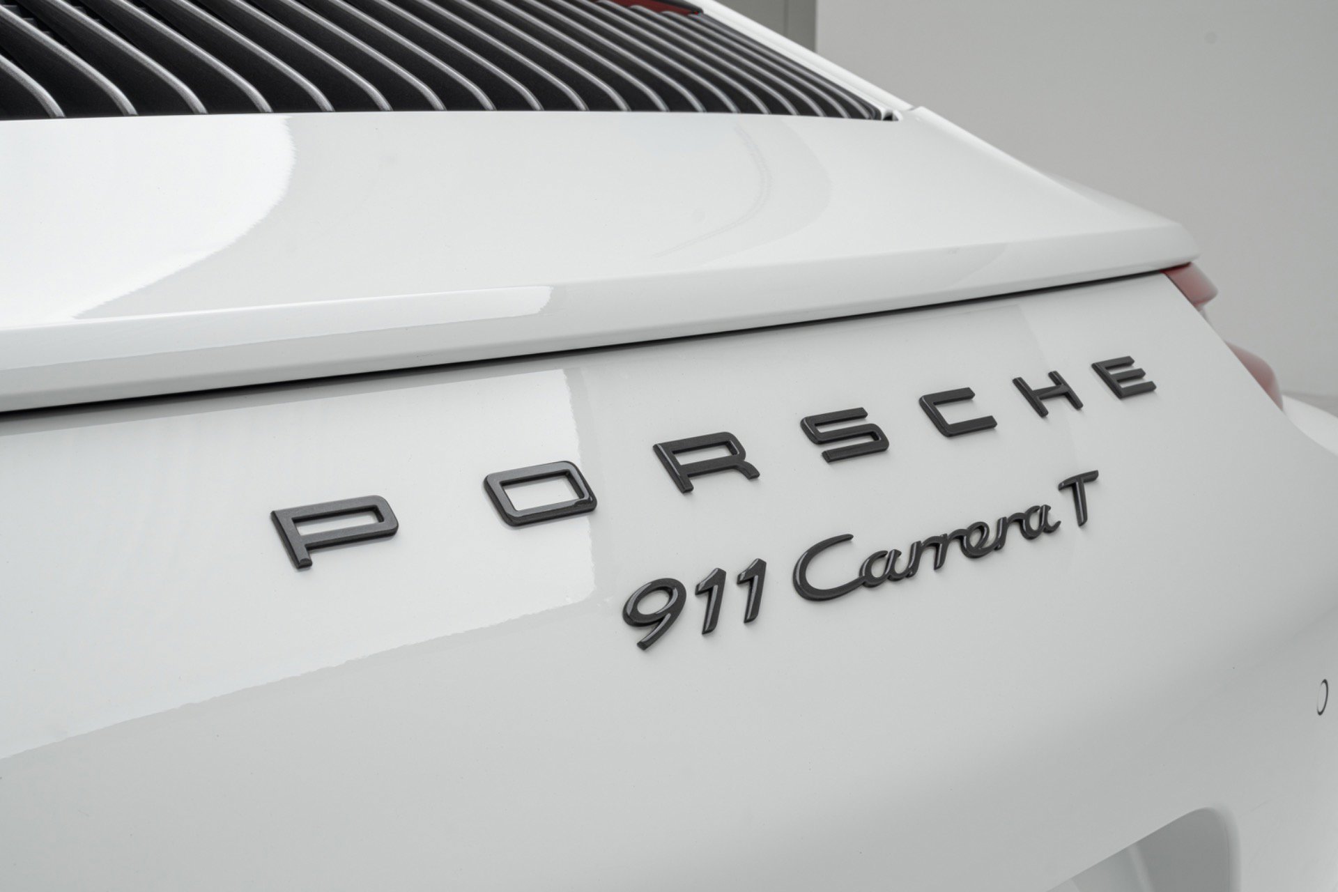 Used 2018 Porsche 911 Carrera T w/ Carrera T Interior Package RWD image 46