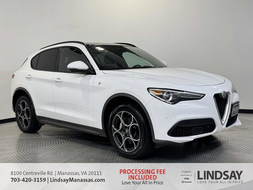 Used 2023 Alfa Romeo Stelvio Ti AWD/4WD image 1
