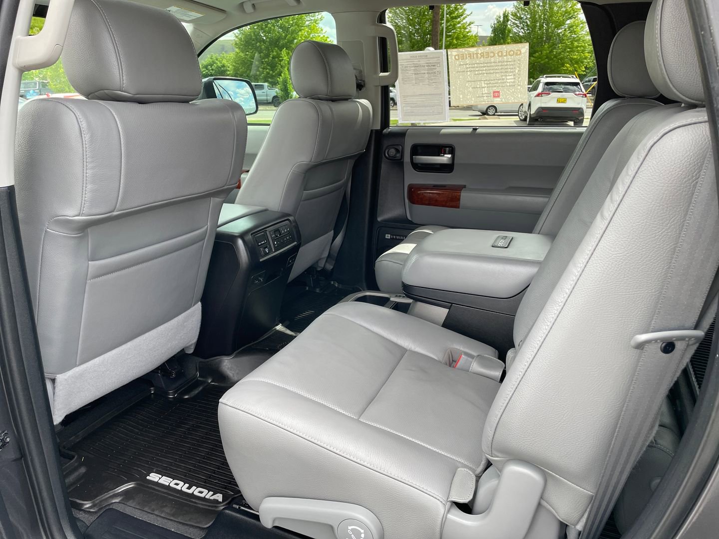 Certified 2022 Toyota Sequoia Platinum AWD/4WD image 14