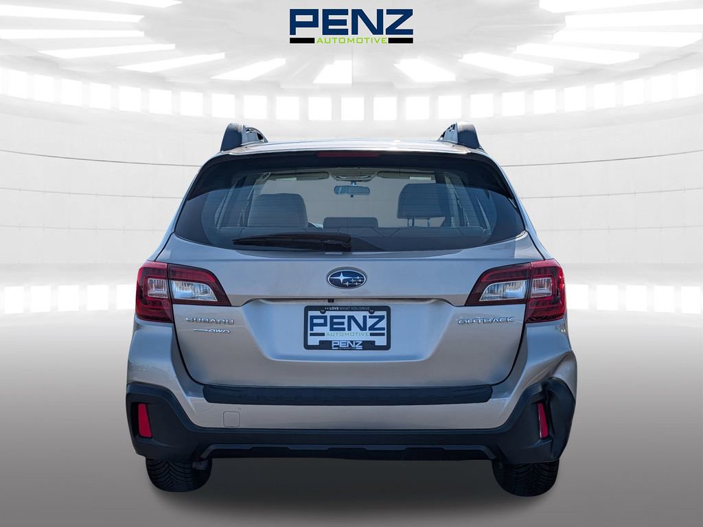 Used 2018 Subaru Outback 2.5i AWD/4WD image 6