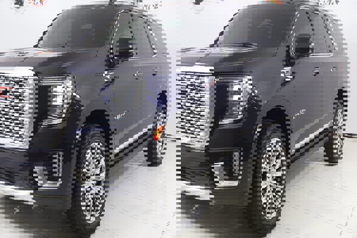 Used 2021 GMC Yukon Denali w/ Denali Premium Package image 58