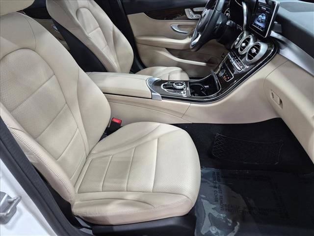 Used 2018 Mercedes-Benz C 300 Sedan image 21