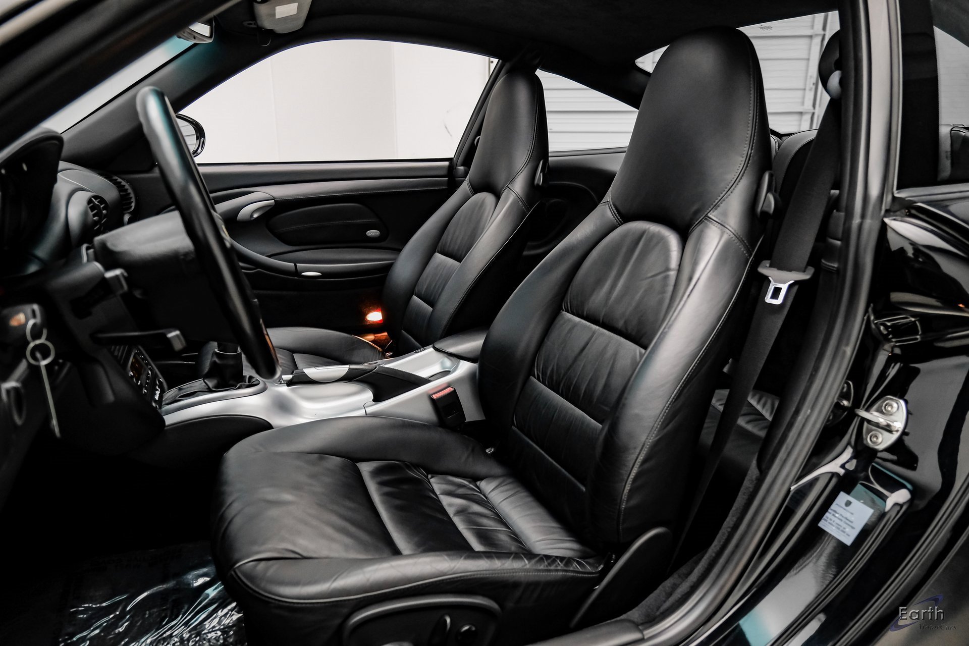 Used 2005 Porsche 911 Turbo S image 32