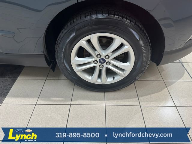 Used 2019 Ford Edge SEL w/ Equipment Group 201A image 29