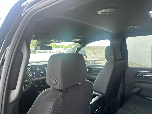 New 2026 Chevrolet Suburban LS w/ LPO, Dark Essentials Package AWD/4WD image 23