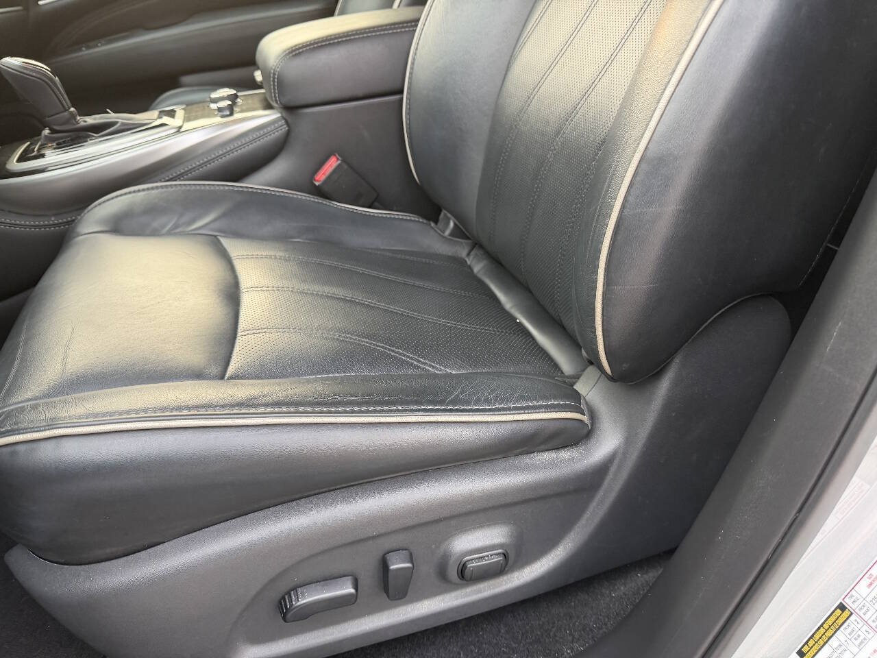 Used 2019 INFINITI QX60 Luxe w/ Essential Package AWD/4WD image 13