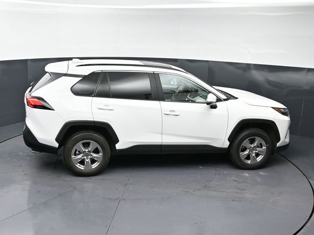 Used 2022 Toyota RAV4 XLE w/ Convenience Package image 28