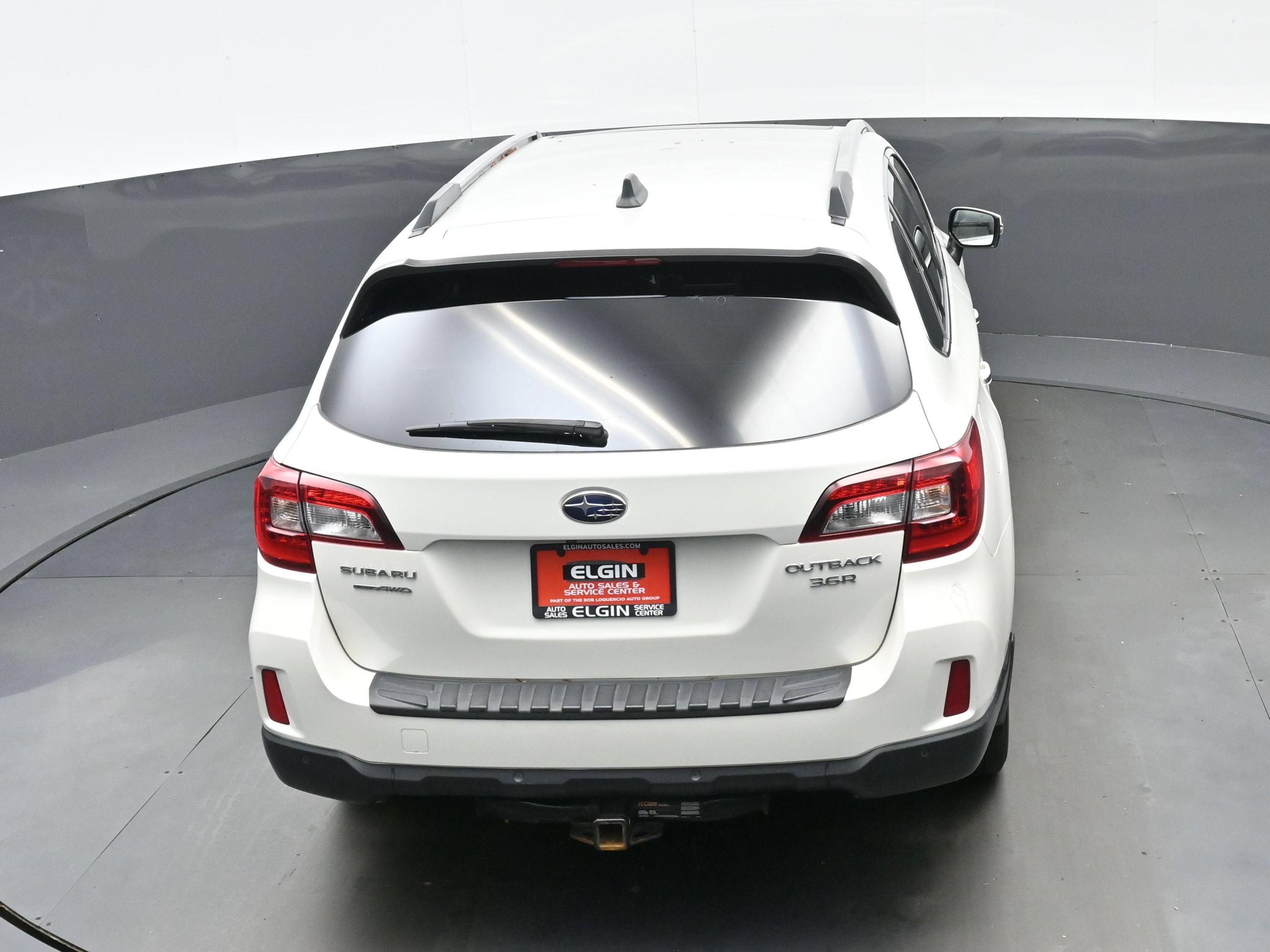 Used 2017 Subaru Outback 3.6R Touring AWD/4WD image 40