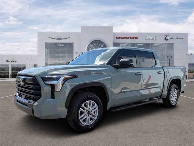 Used 2026 Toyota Tundra SR5 w/ SR5 Premium Package RWD image 5