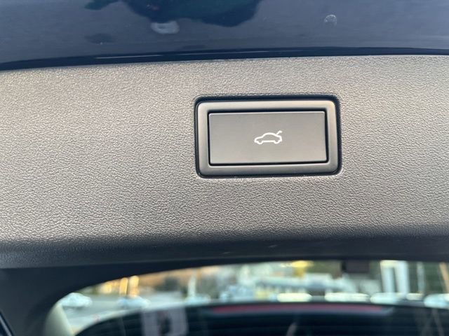 New 2026 Volkswagen Tiguan SE R-Line image 26