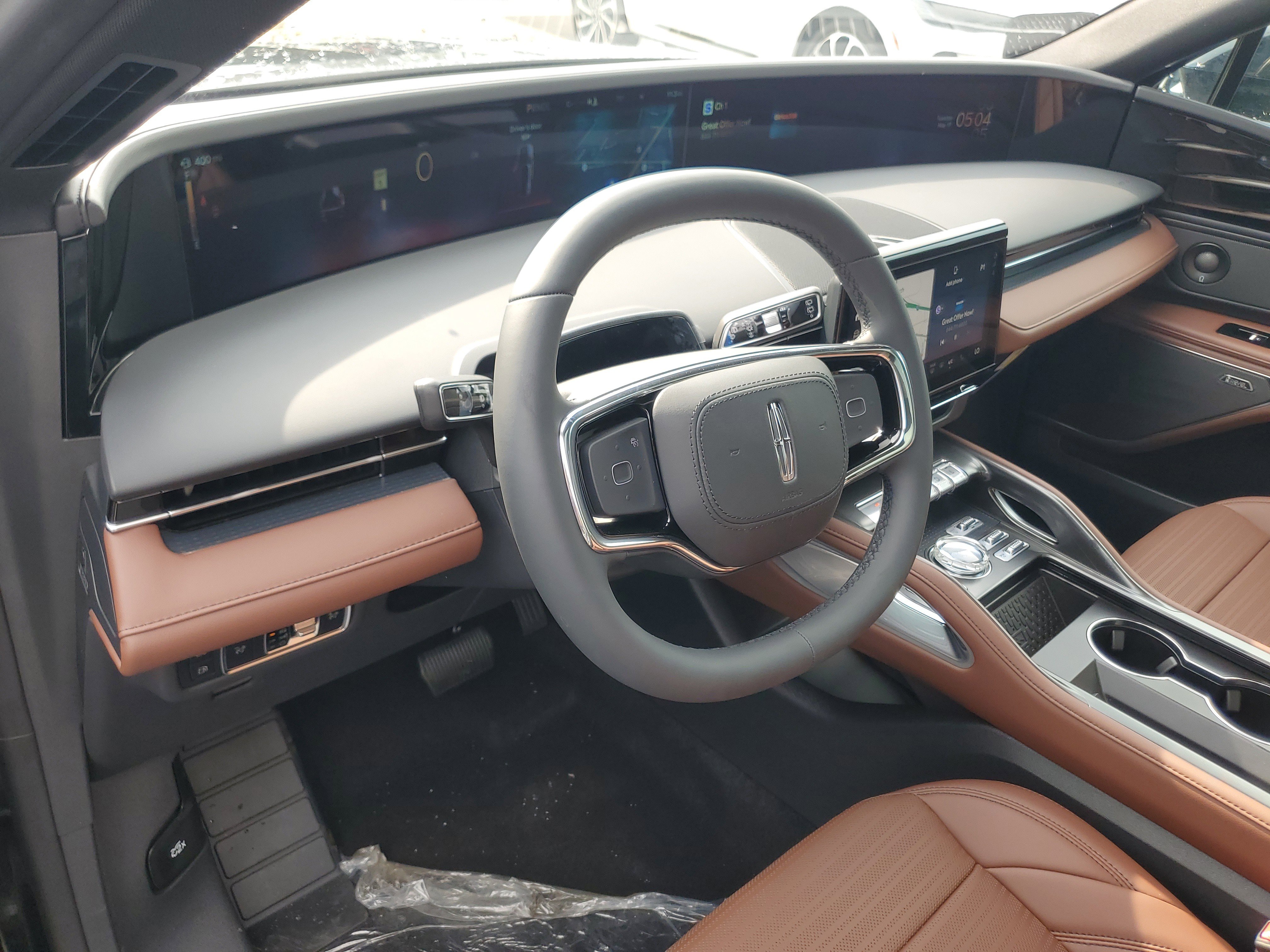 New 2026 Lincoln Nautilus Reserve w/ Jet Appearance Package AWD/4WD image 13