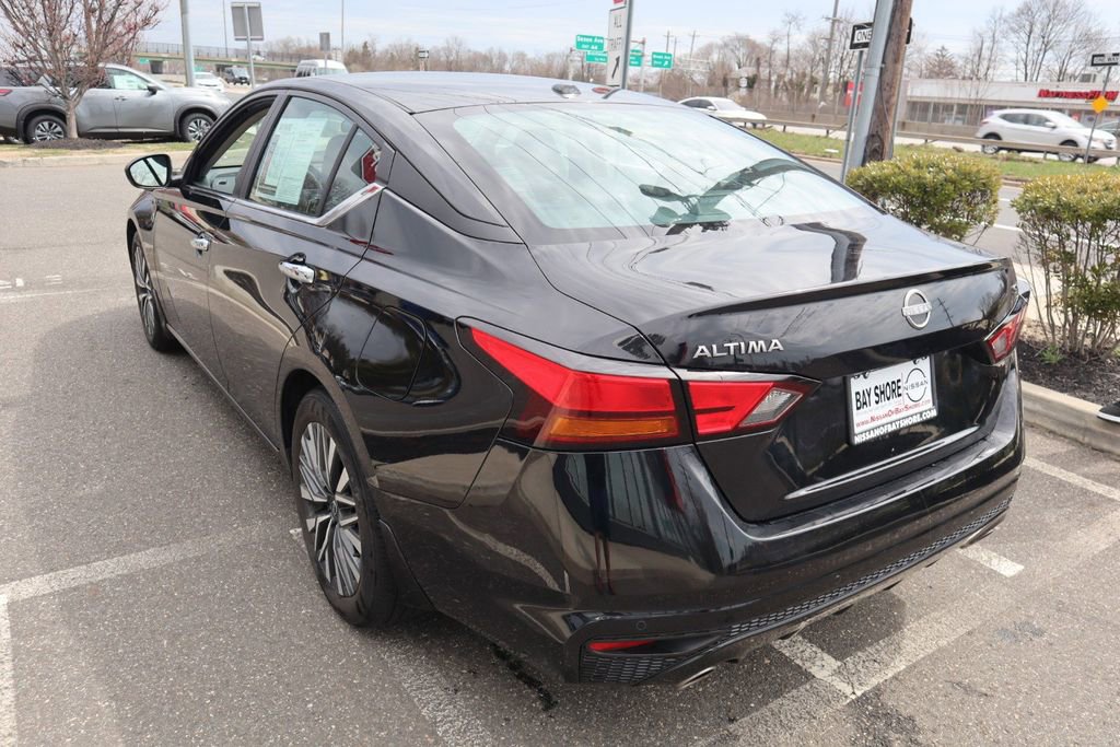 Certified 2024 Nissan Altima 2.5 SV w/ SV Premium Package image 7