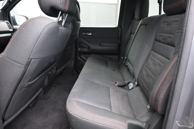 Used 2022 Nissan Frontier PRO-4X AWD/4WD image 8