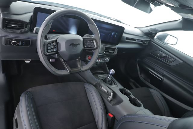 Used 2024 Ford Mustang Dark Horse RWD image 18
