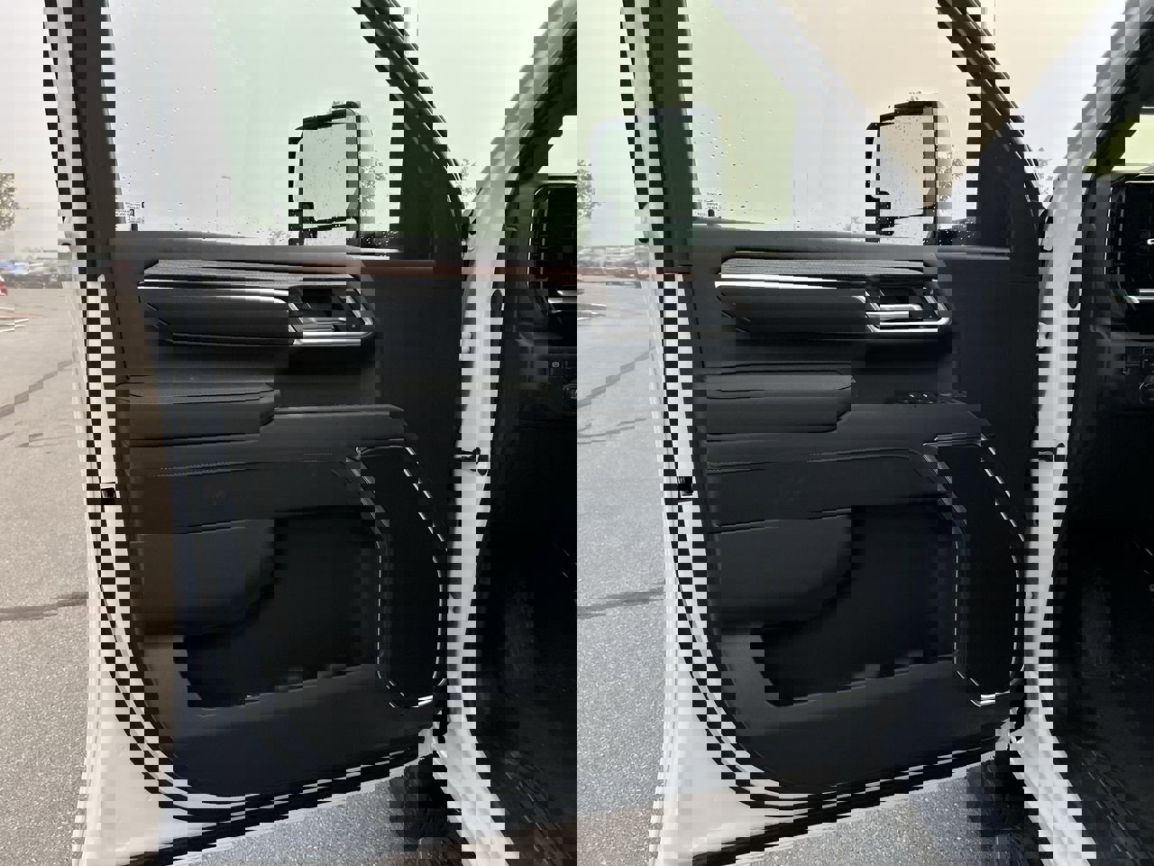 New 2026 Chevrolet Silverado 3500 LT image 24
