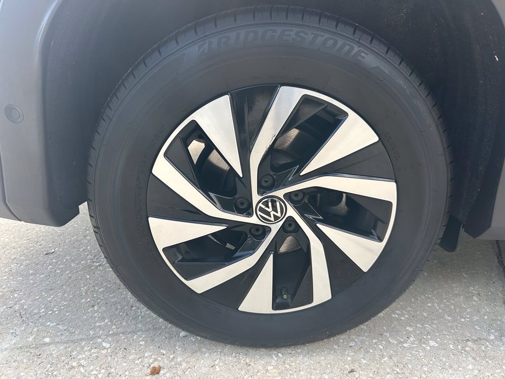 Certified 2026 Volkswagen Tiguan S FWD image 28