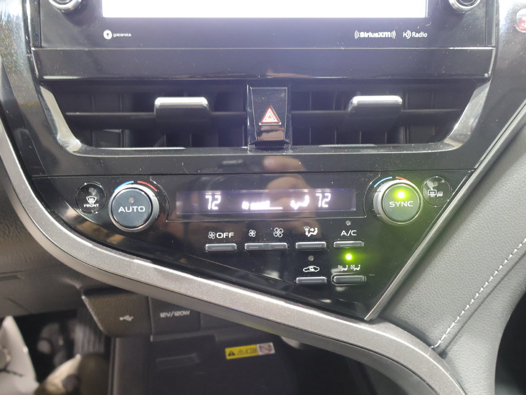 Used 2024 Toyota Camry SE w/ Audio Upgrade Package FWD image 28