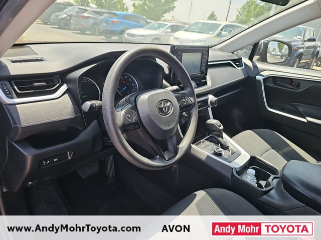Used 2021 Toyota RAV4 LE AWD/4WD image 9