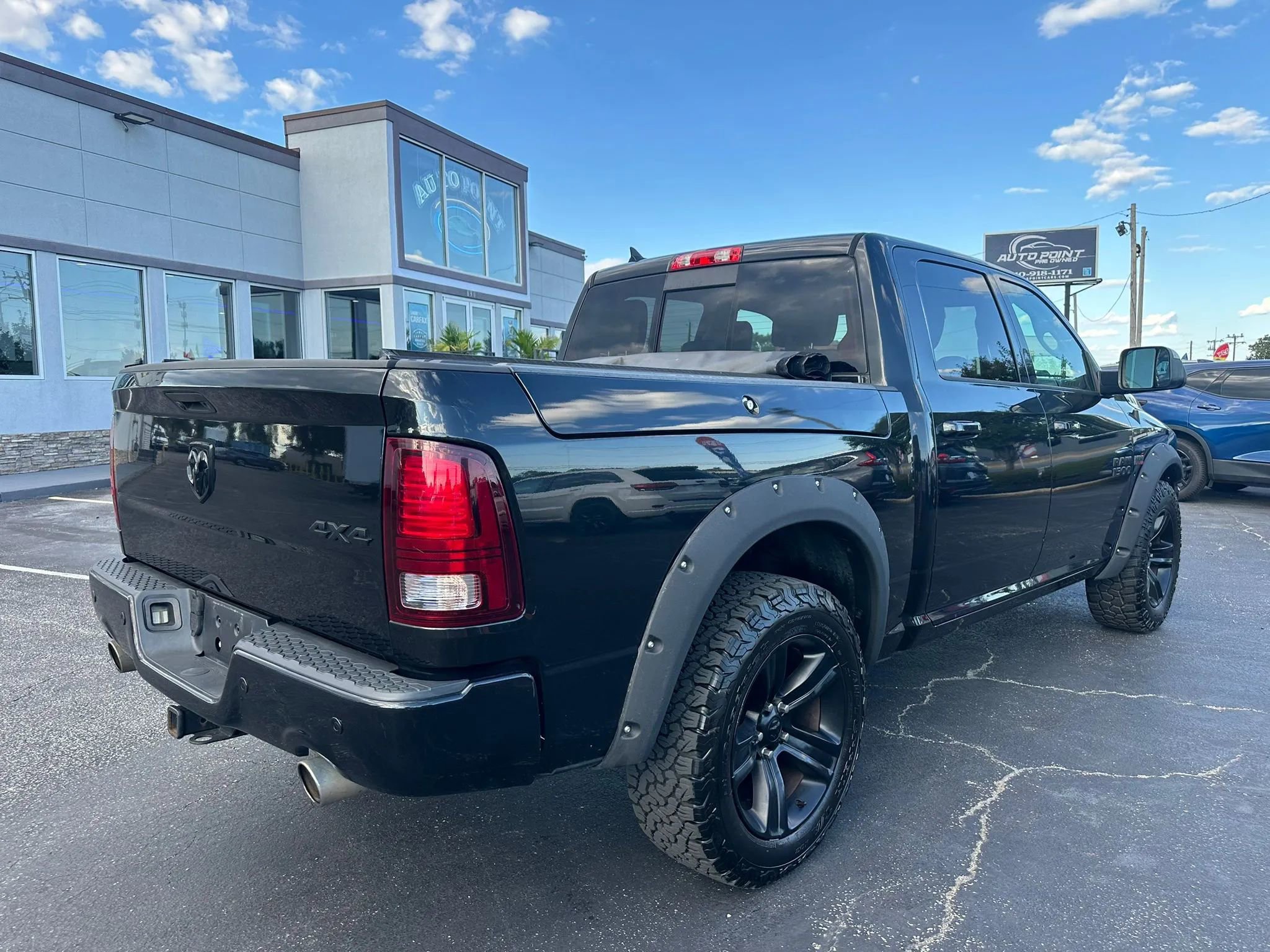 Used 2015 RAM 1500 Sport w/ Black Ram 1500 Sport Group image 5