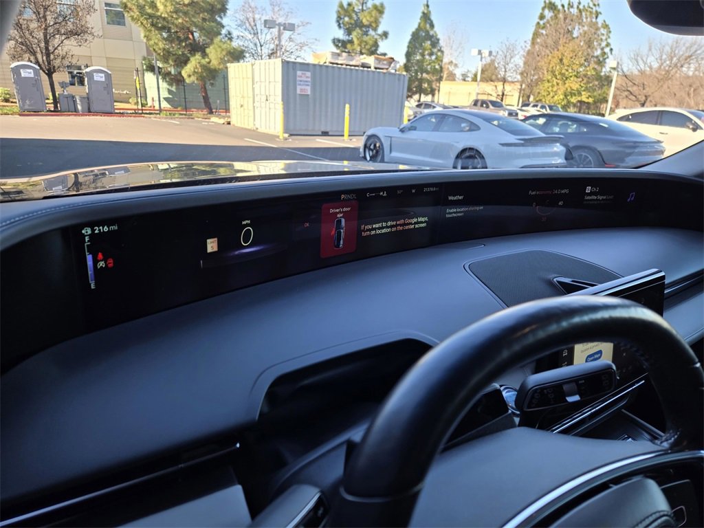 Used 2024 Lincoln Nautilus Reserve image 21