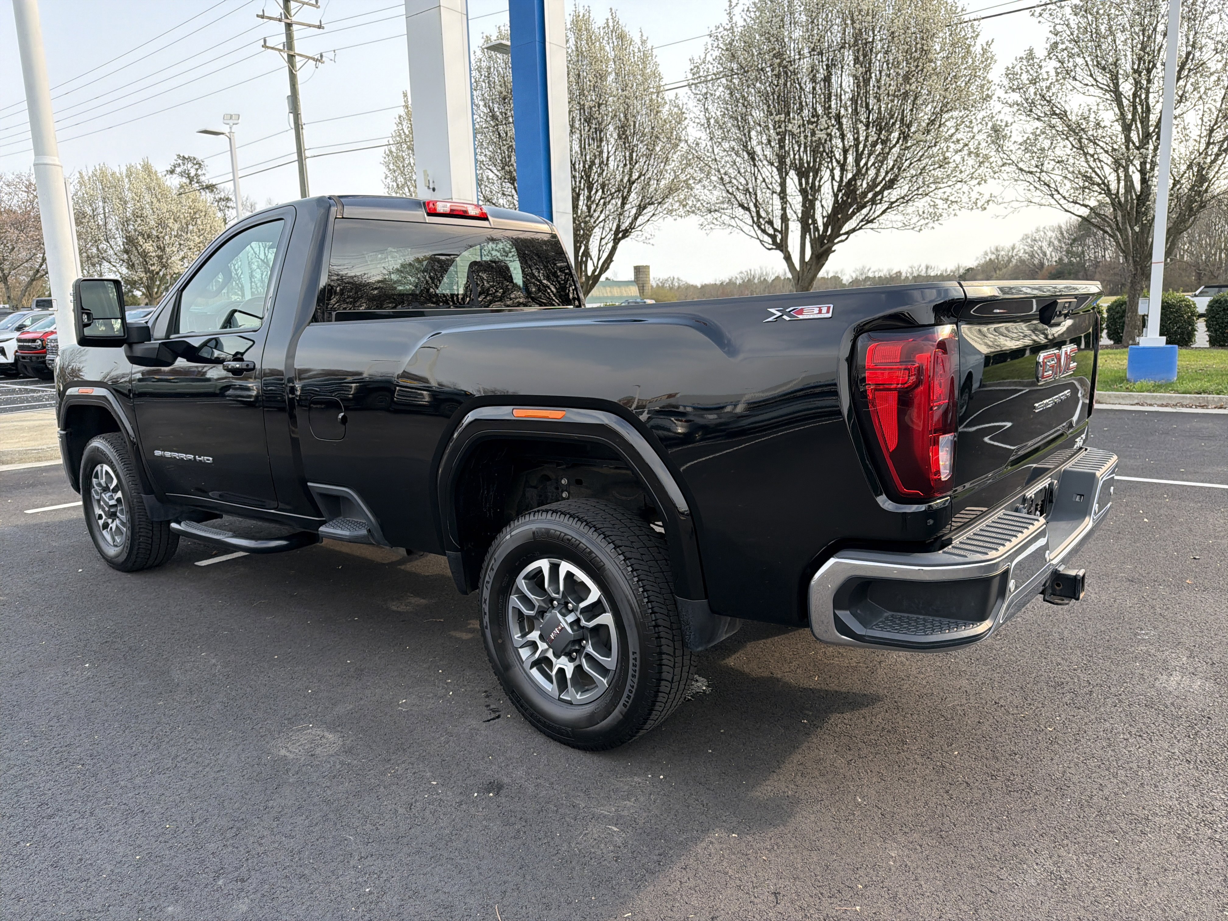 Used 2024 GMC Sierra 2500 SLE w/ Max Trailering Package image 8