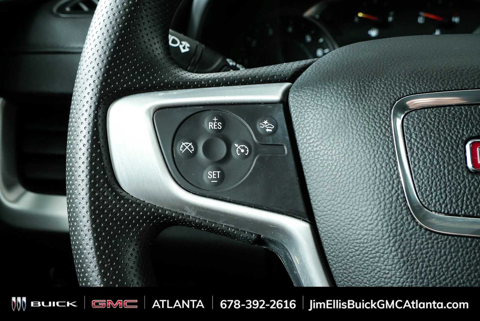 Used 2023 GMC Terrain SLE FWD image 9
