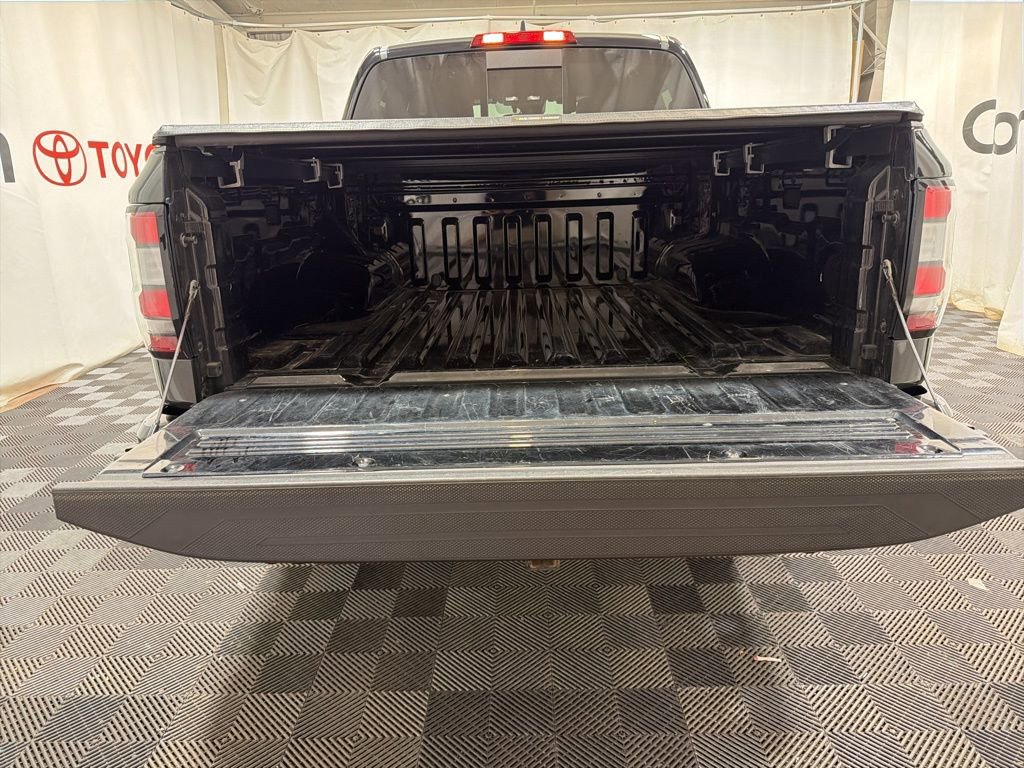 Used 2023 Nissan Frontier PRO-4X w/ Tow Package AWD/4WD image 16