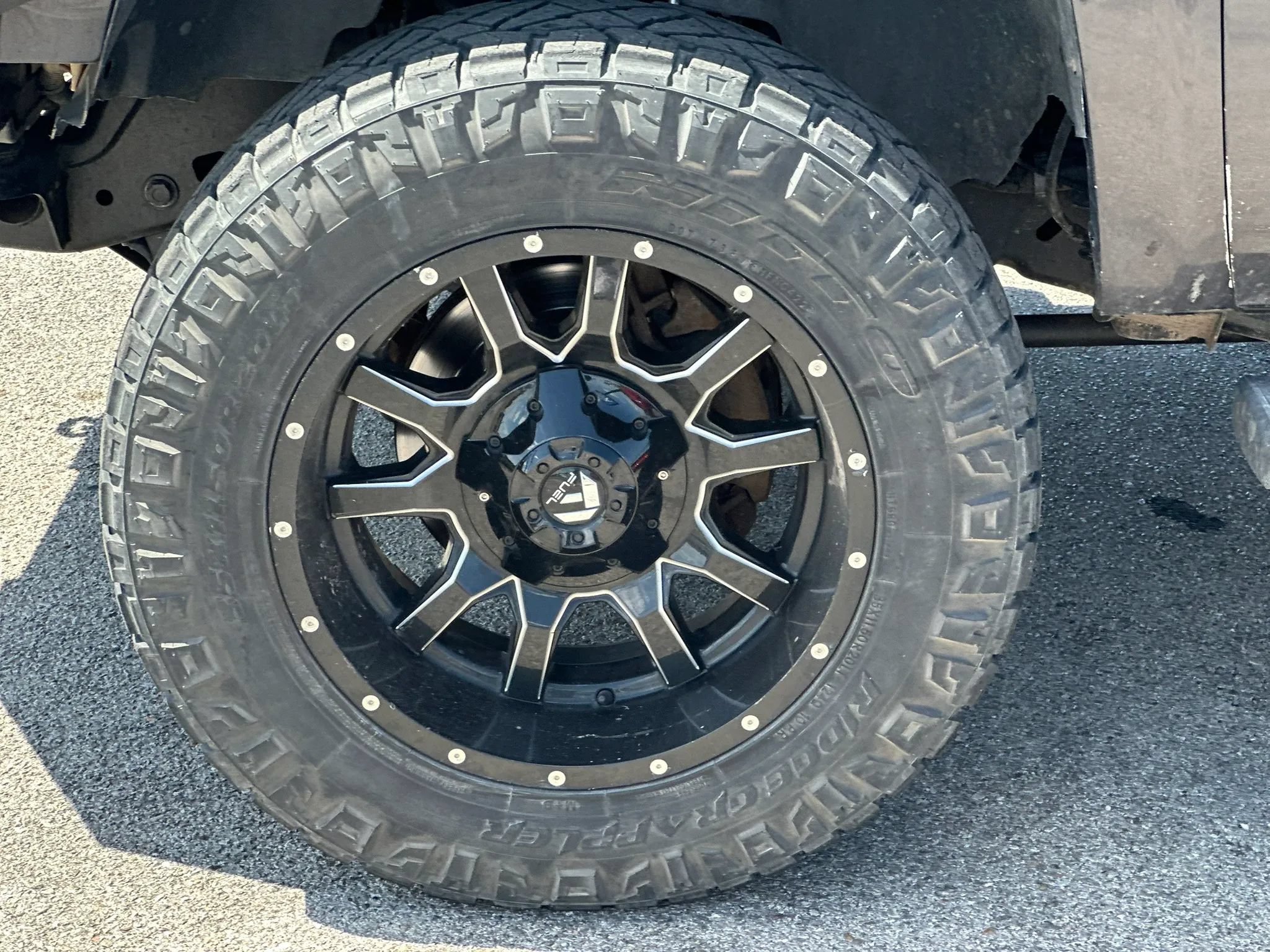 Used 2011 Chevrolet Silverado 2500 W/T AWD/4WD image 20