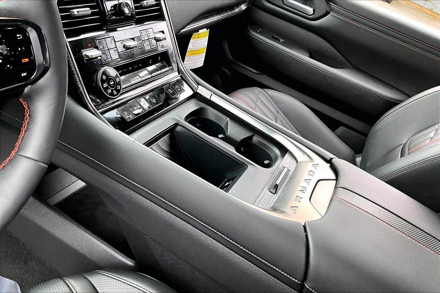 Used 2025 Nissan Armada PRO-4X w/ Pro-4X Premium Package image 17