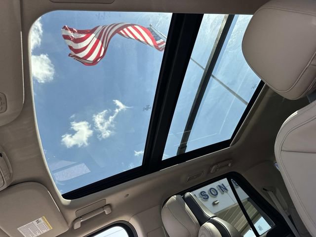 Used 2022 Lincoln Navigator Reserve image 23