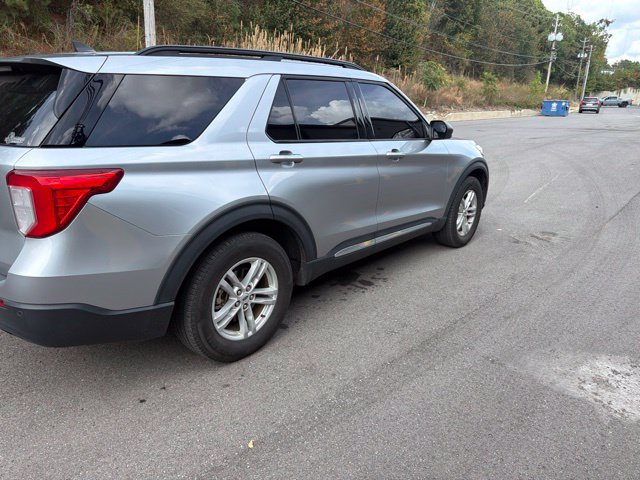 Used 2023 Ford Explorer XLT RWD image 6