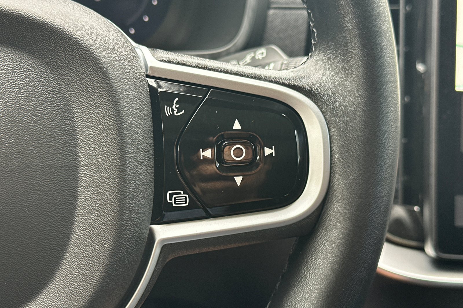 Certified 2026 Volvo XC90 T8 Ultra w/ Protection Package AWD/4WD image 32
