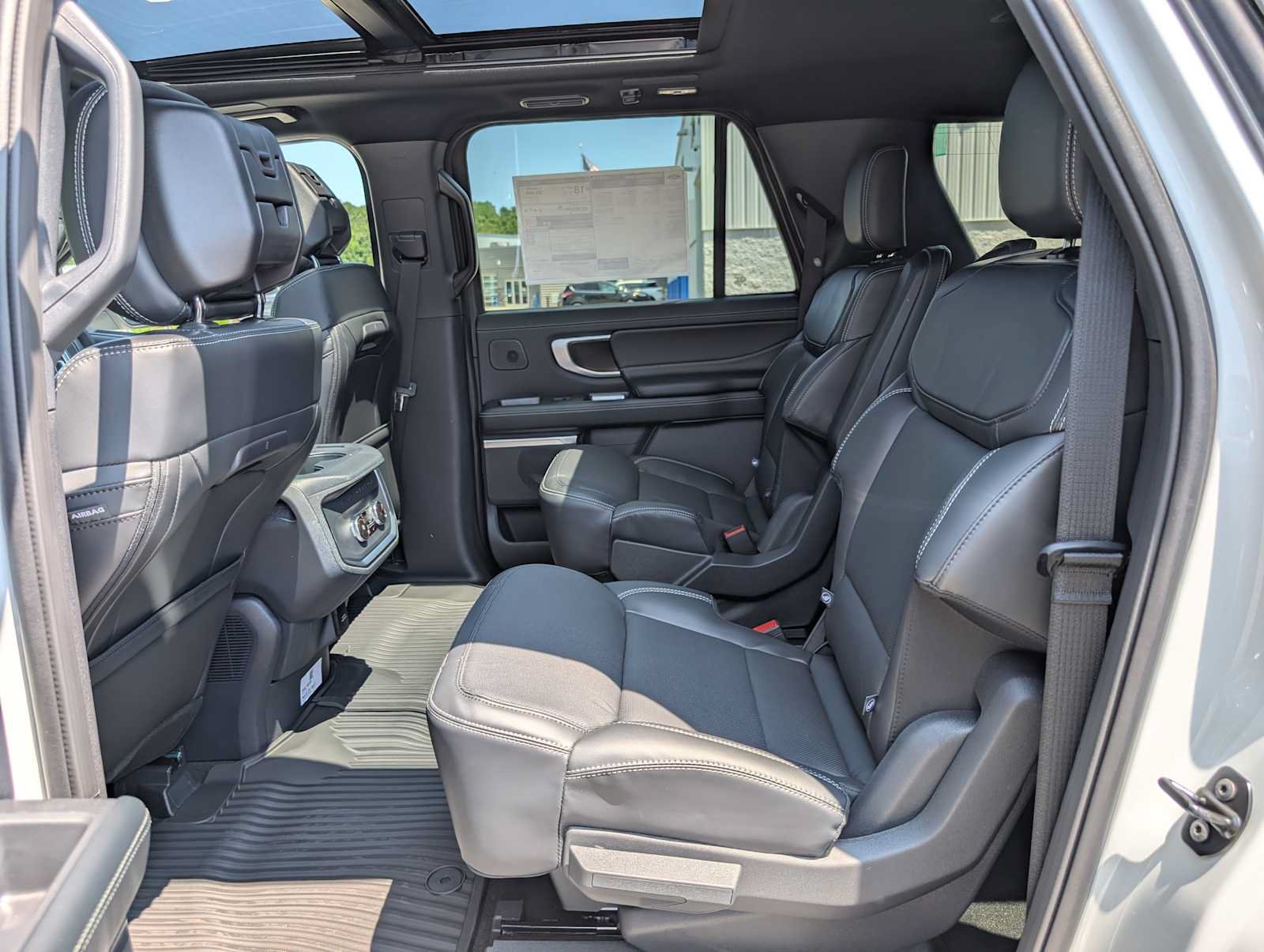 New 2027 Ford Expedition Max Platinum w/ Stealth Appearance Package AWD/4WD image 18