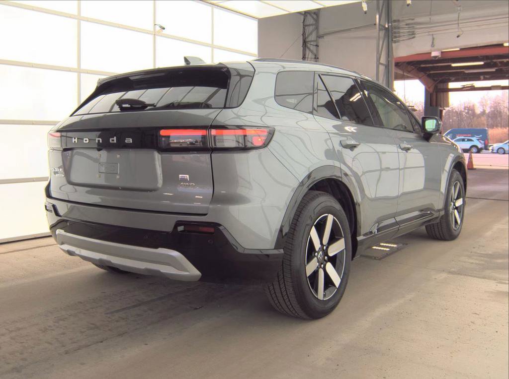 Used 2025 Honda Prologue Touring image 4