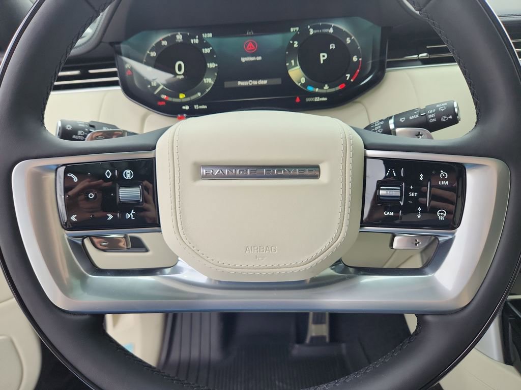 New 2025 Land Rover Range Rover SE image 18