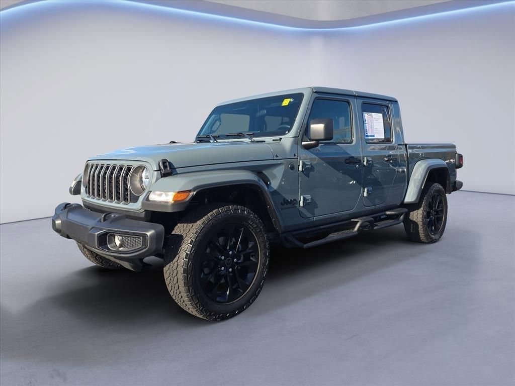 Used 2025 Jeep Gladiator Sport image 1