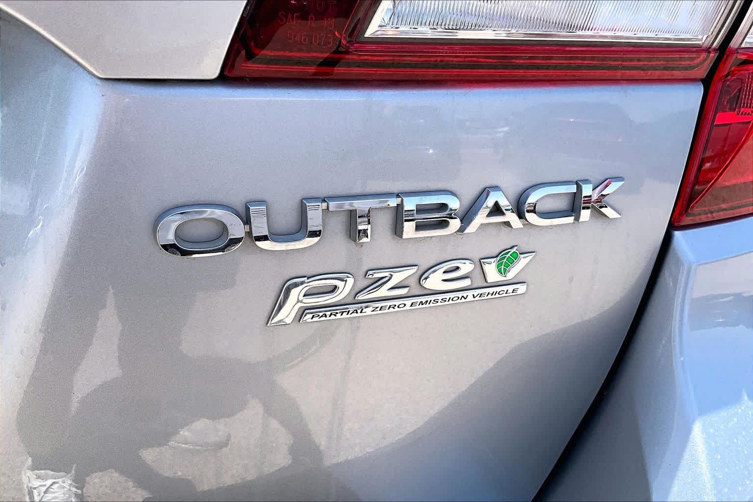 Used 2015 Subaru Outback 2.5i AWD/4WD image 10