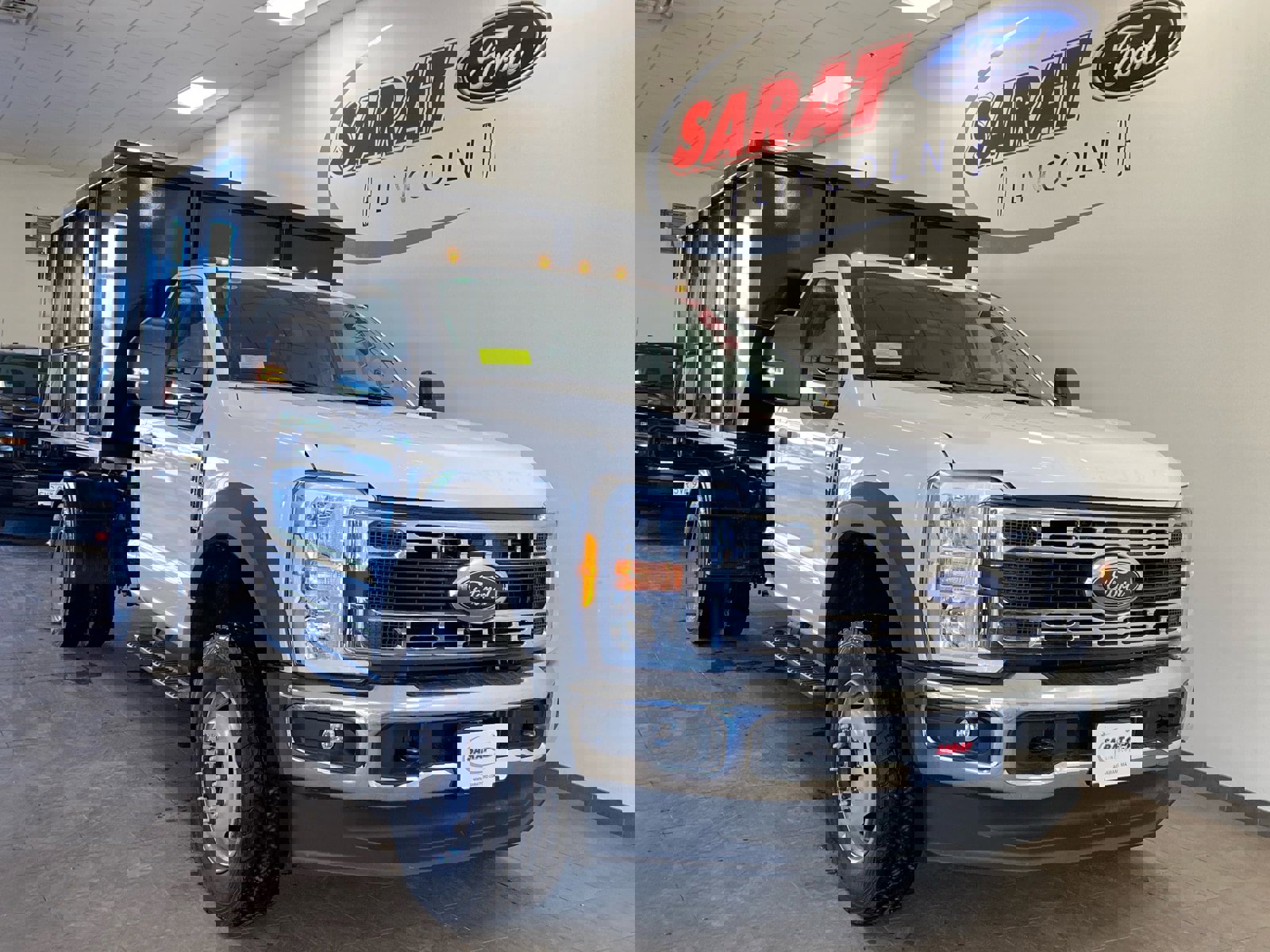 New 2026 Ford F600 4x4 Regular Cab Super Duty w/ XL Chrome Package image 2