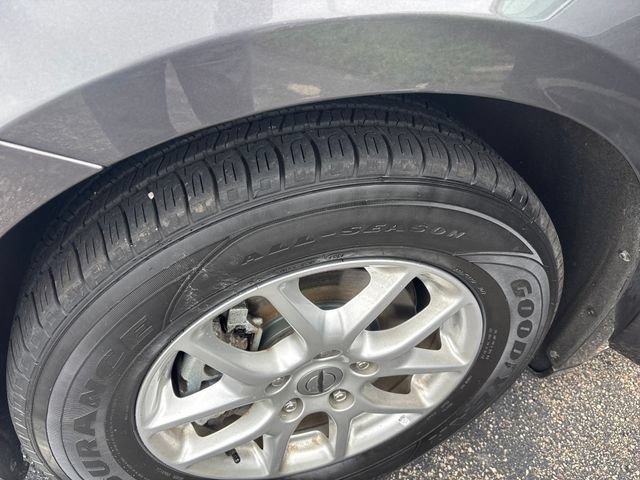 Used 2023 Chrysler Pacifica Touring-L FWD image 28