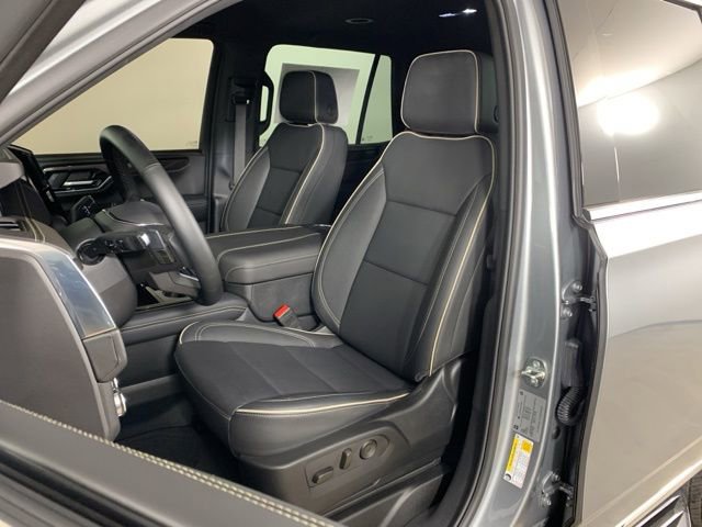 Used 2025 GMC Yukon Elevation w/ LPO, Floor Liner Package image 30
