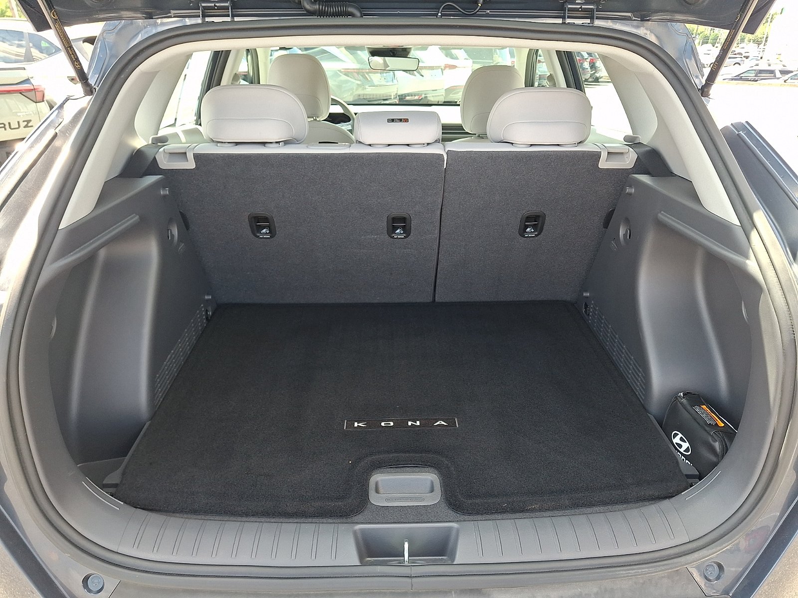 Certified 2025 Hyundai Kona SE AWD/4WD image 29