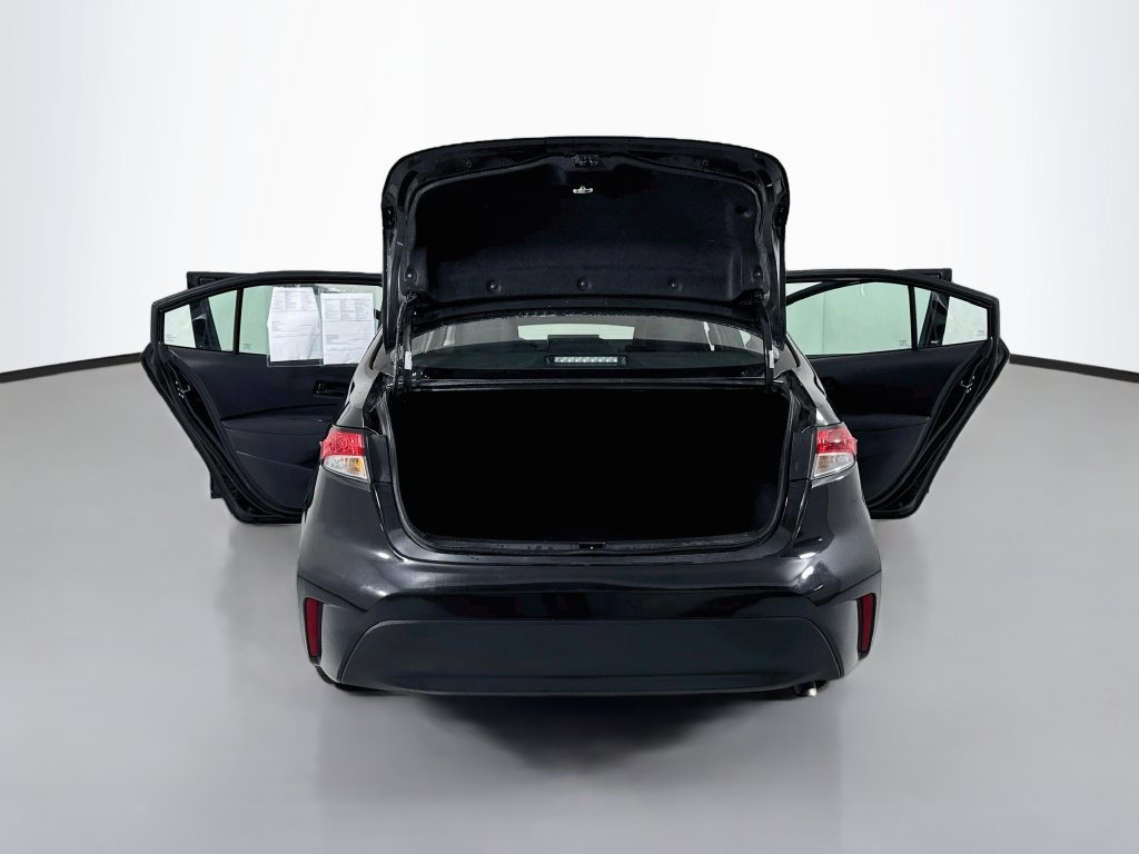 Used 2025 Toyota Corolla LE FWD image 20