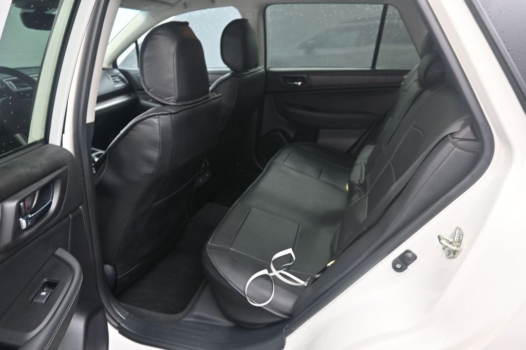Used 2017 Subaru Outback 2.5i Limited AWD/4WD image 19