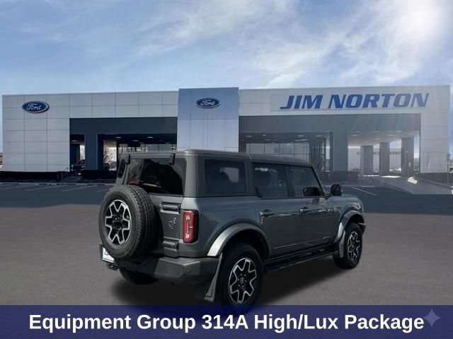Used 2024 Ford Bronco Outer Banks AWD/4WD image 4