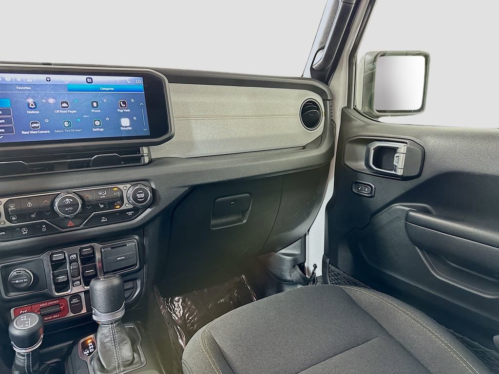 Used 2024 Jeep Gladiator Sport image 24