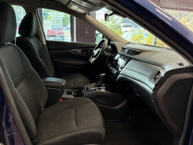 Used 2020 Nissan Rogue S AWD/4WD image 25