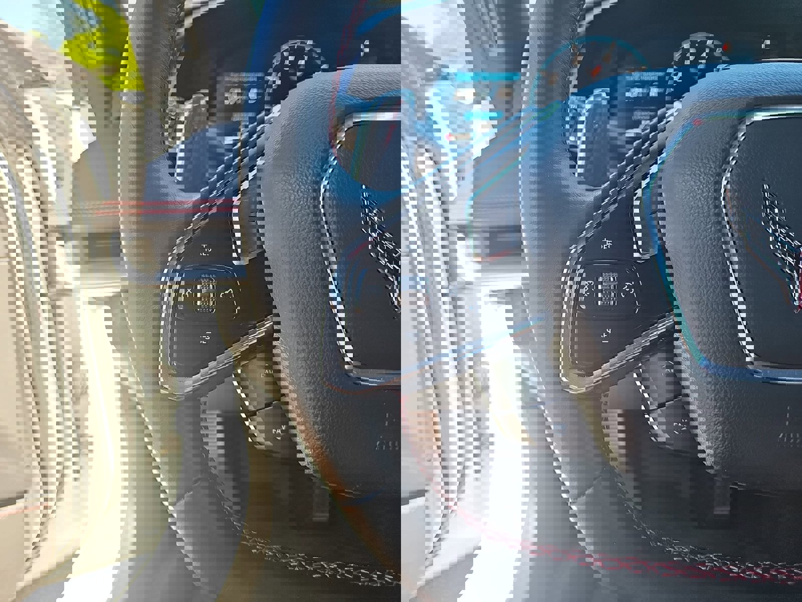 Used 2023 Chevrolet Corvette Stingray Coupe w/ Z51 Performance Package image 14