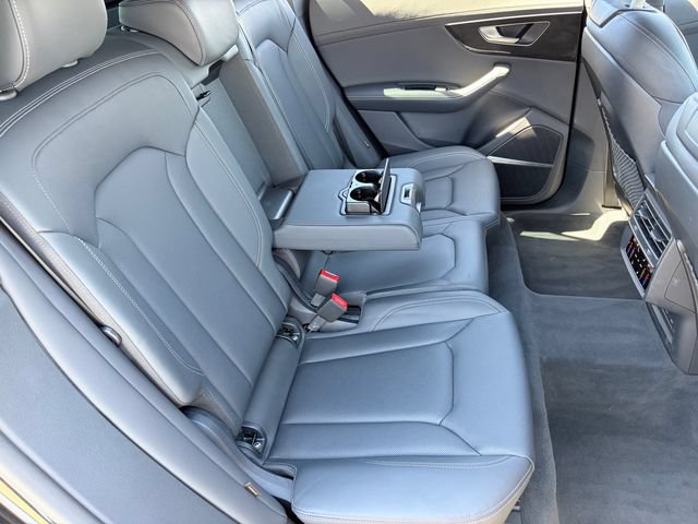 Used 2025 Audi Q8 Prestige AWD/4WD image 22