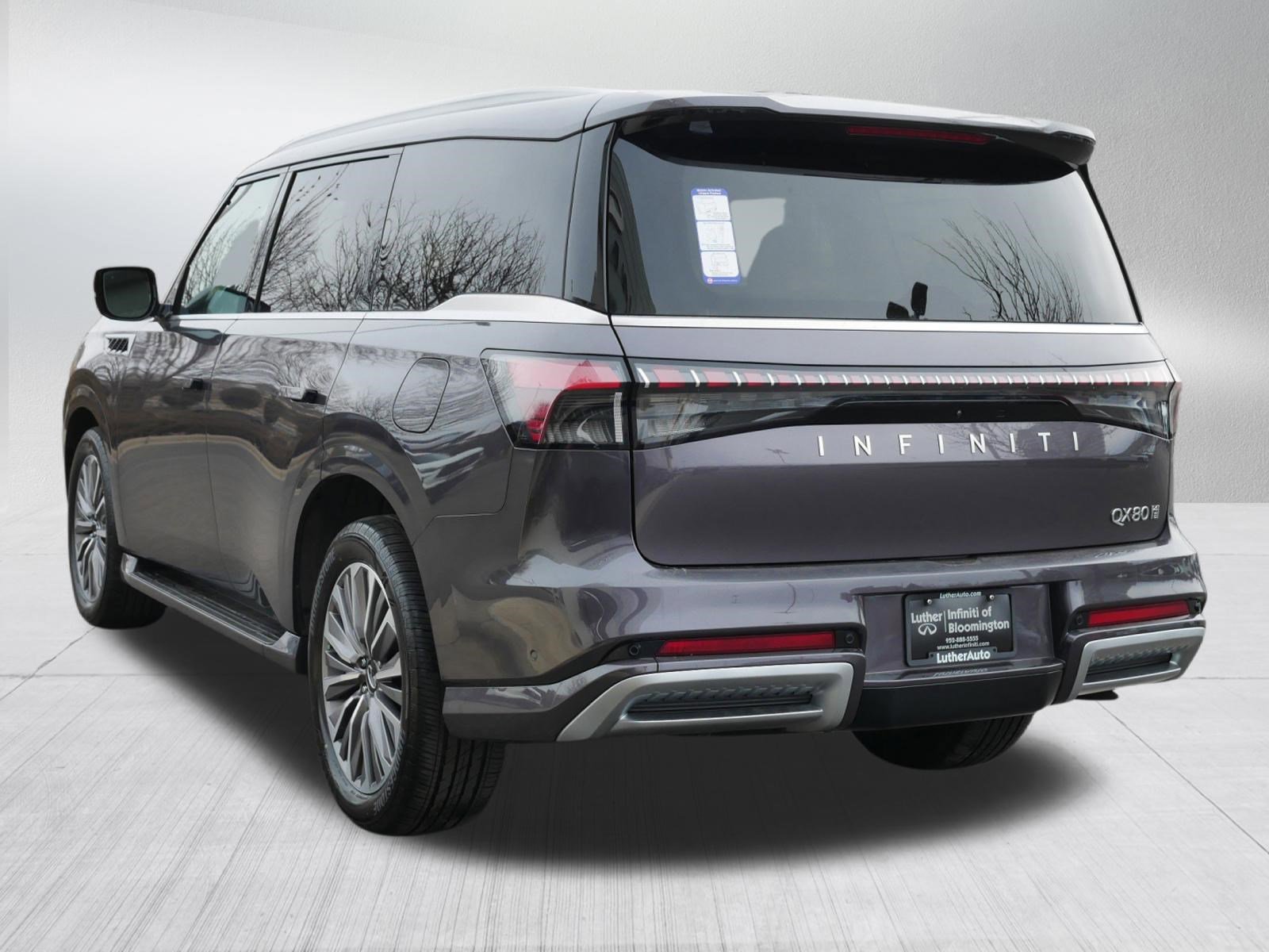 Certified 2025 INFINITI QX80 Luxe image 5