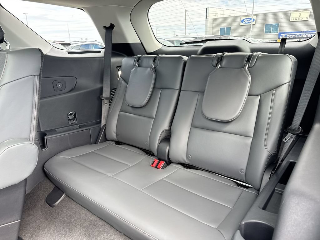 New 2026 Ford Explorer Active w/ Active Comfort Package AWD/4WD image 25